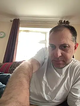 Snapshot of meateater1 chatting on May 7, 2026, 8:42 am meateater1 online show from May 7, 2026, 8:42 am