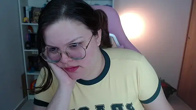Gabiwaifu online show from May 24, 2026, 10:26 pm