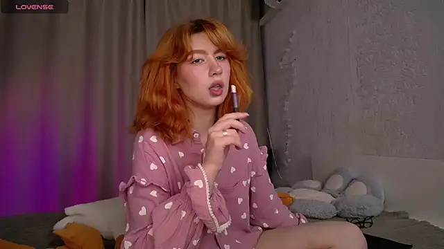 Snapshot of Evaa_Moonn_ chatting on September 12, 2025, 11:48 pm Evaa Moonn  online show from September 12, 2025, 11:48 pm