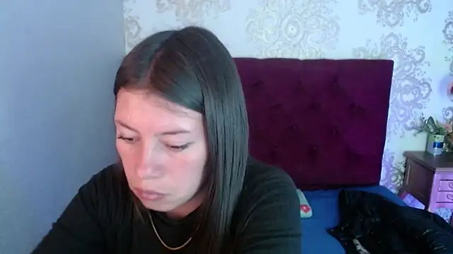 AnnaliOlsenX online show from November 25, 2025, 2:22 am