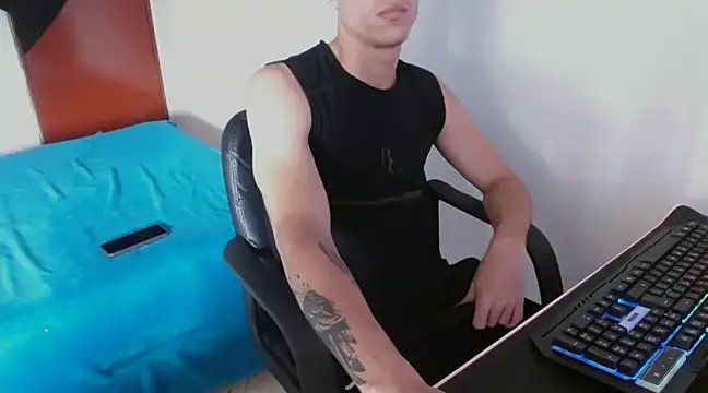 deividcloud36 online show from January 5, 2025, 6:35 pm