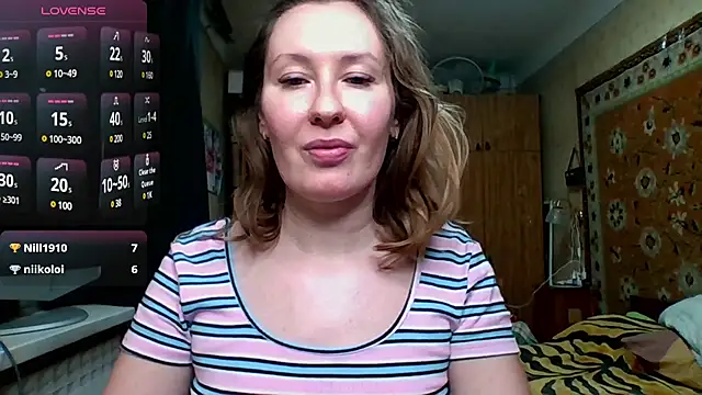 Snapshot of AnnaXLovers chatting on January 28, 2025, 2:31 pm AnnaXLovers online show from January 28, 2025, 2:31 pm