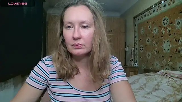 Snapshot of AnnaXLovers chatting on September 11, 2025, 4:51 pm AnnaXLovers online show from September 11, 2025, 4:51 pm