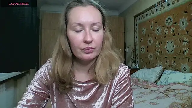 Snapshot of AnnaXLovers chatting on October 11, 2025, 10:58 am AnnaXLovers online show from October 11, 2025, 10:58 am