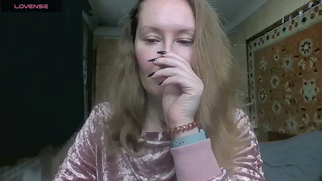 Snapshot of AnnaXLovers chatting on December 14, 2025, 10:31 am AnnaXLovers online show from December 14, 2025, 10:31 am