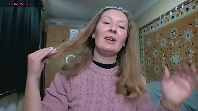 Snapshot of AnnaXLovers chatting on January 13, 2026, 10:31 am AnnaXLovers online show from January 13, 2026, 10:31 am