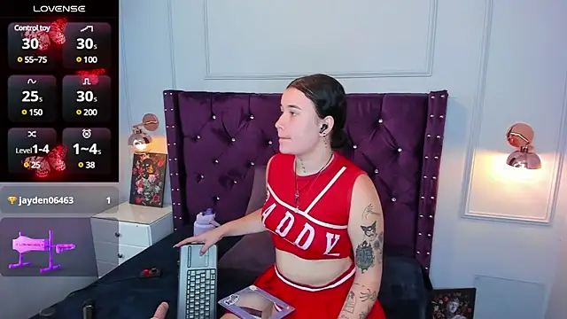 Danee 19  online show from January 4, 2025, 12:49 pm