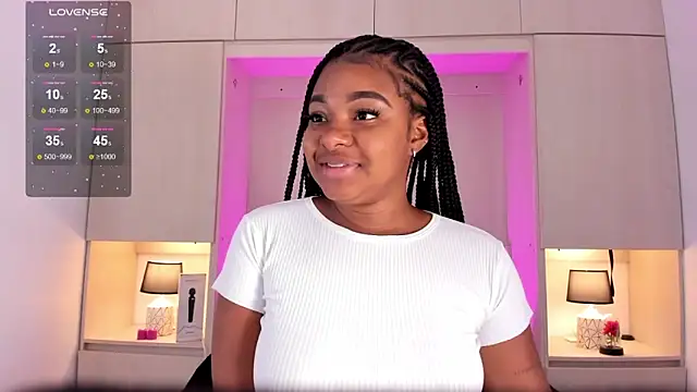 Snapshot of tamaraa_smiith chatting on February 8, 2025, 3:10 pm tamaraa smiith online show from February 8, 2025, 3:10 pm