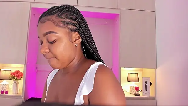 Snapshot of tamaraa_smiith chatting on February 20, 2025, 3:08 pm tamaraa smiith online show from February 20, 2025, 3:08 pm