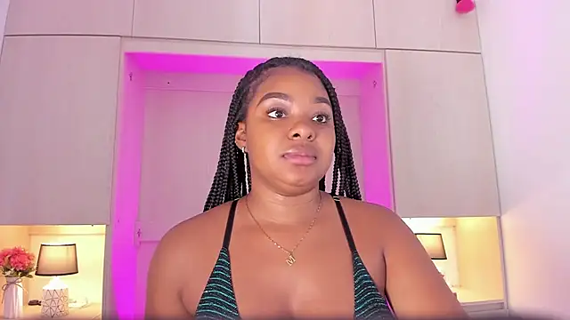 Snapshot of tamaraa_smiith chatting on March 4, 2025, 3:15 pm tamaraa smiith online show from March 4, 2025, 3:15 pm