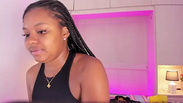 Snapshot of tamaraa_smiith chatting on March 6, 2025, 1:46 pm tamaraa smiith online show from March 6, 2025, 1:46 pm