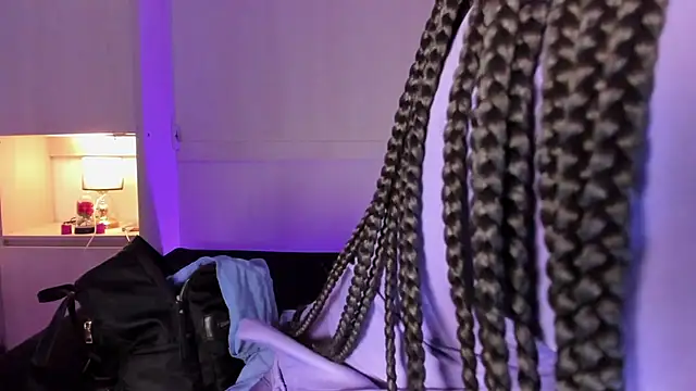 Snapshot of tamaraa_smiith chatting on March 19, 2025, 12:01 pm tamaraa smiith online show from March 19, 2025, 12:01 pm