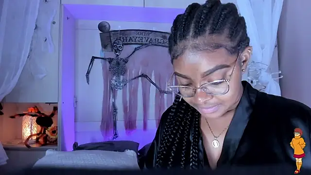 Snapshot of tamaraa_smiith chatting on October 18, 2025, 8:09 pm tamaraa smiith online show from October 18, 2025, 8:09 pm