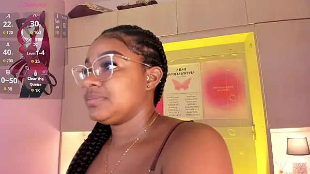 Snapshot of tamaraa_smiith chatting on October 25, 2025, 7:41 pm tamaraa smiith online show from October 25, 2025, 7:41 pm