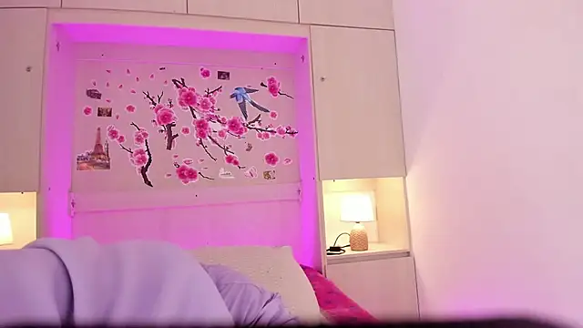 Snapshot of tamaraa_smiith chatting on November 28, 2025, 8:00 pm tamaraa smiith online show from November 28, 2025, 8:00 pm