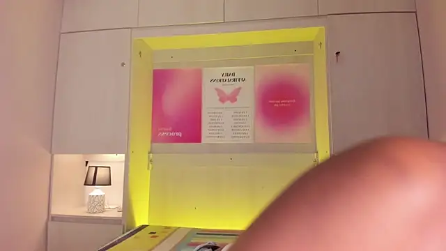 Snapshot of tamaraa_smiith chatting on February 5, 2026, 7:40 pm tamaraa smiith online show from February 5, 2026, 7:40 pm