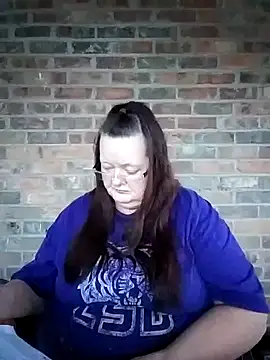 Bayou Woman68 online show from November 23, 2025, 11:04 pm