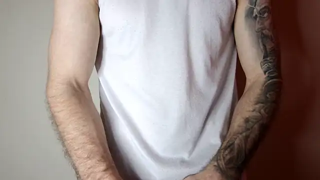 Snapshot of Kenner_fox77 chatting on March 8, 2025, 10:24 pm Kenner fox77 online show from March 8, 2025, 10:24 pm