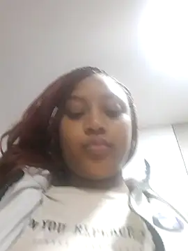 Snapshot of Adelehottman chatting on July 23, 2026, 12:25 pm Adelehottman online show from July 23, 2026, 12:25 pm