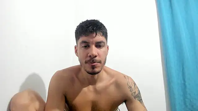 Snapshot of daniel_sexy777 chatting on July 24, 2026, 1:14 am daniel sexy777 online show from July 24, 2026, 1:14 am