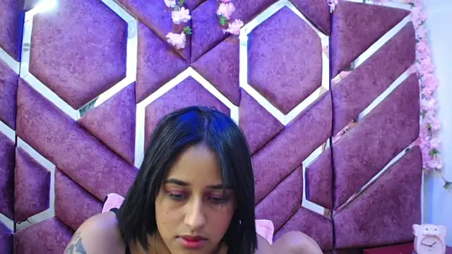 Snapshot of milly_print chatting on February 6, 2025, 5:46 am milly print online show from February 6, 2025, 5:46 am