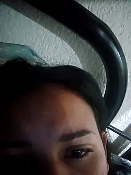  Miaaleon online show from February 26, 2025, 10:15 am