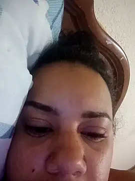  Miaaleon online show from February 21, 2026, 9:32 am