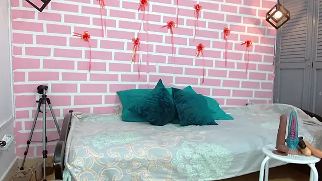 emy 0 online show from March 13, 2025, 3:22 am