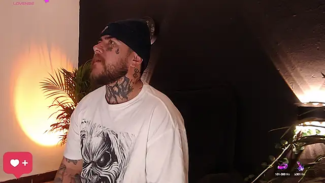 Ash gusbig online show from January 7, 2025, 2:31 am