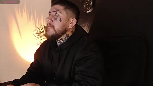 Ash gusbig online show from January 16, 2025, 3:56 am