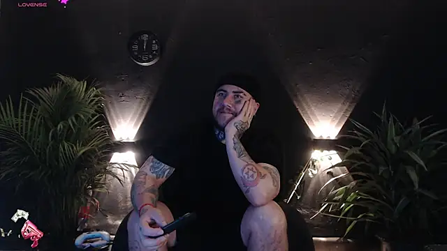 Ash gusbig online show from February 16, 2025, 11:05 pm