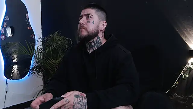 Ash gusbig online show from March 19, 2025, 2:13 pm