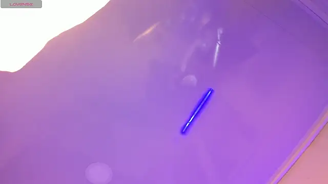 ArigyGomez online show from November 25, 2025, 8:20 pm