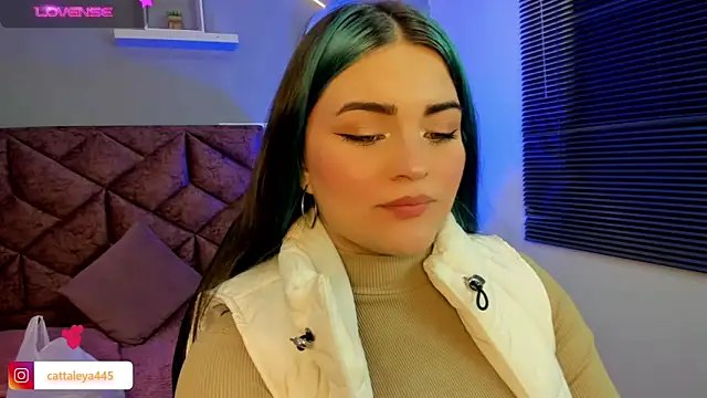 cattaleya    online show from February 1, 2025, 3:19 am