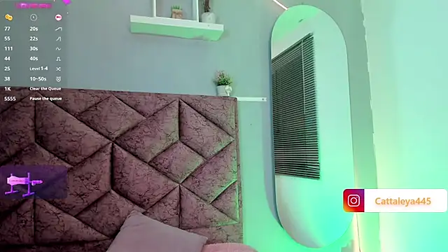 cattaleya    online show from February 26, 2025, 6:37 am