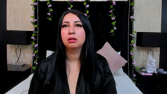 AshleeyPrincess online show from December 4, 2025, 1:53 pm