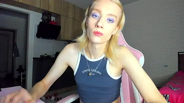  Alice Kitty online show from January 13, 2026, 9:03 am