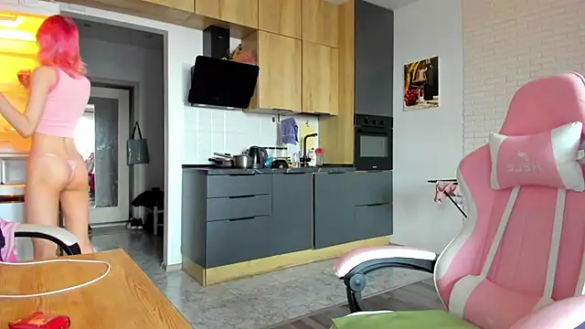  Alice Kitty online show from April 11, 2026, 11:36 am