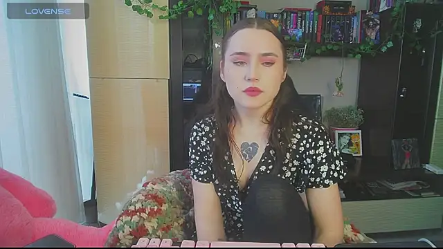 Aurora workerr online show from April 17, 2026, 11:57 am