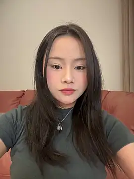 Hot Mm online show from January 19, 2025, 10:17 am