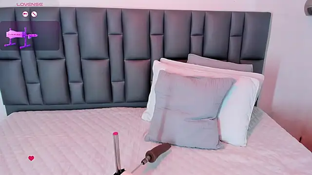 Abbyadams online show from November 29, 2025, 3:09 am