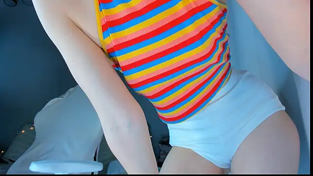 Snapshot of JennyWoody chatting on February 20, 2026, 2:41 am JennyWoody online show from February 20, 2026, 2:41 am