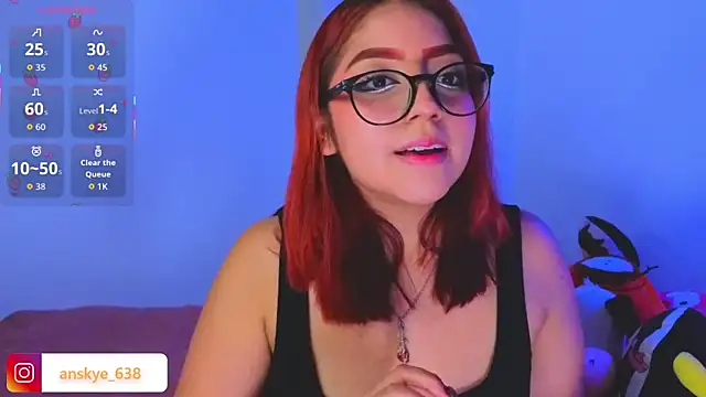 AnngelaSkye online show from November 19, 2025, 4:45 am