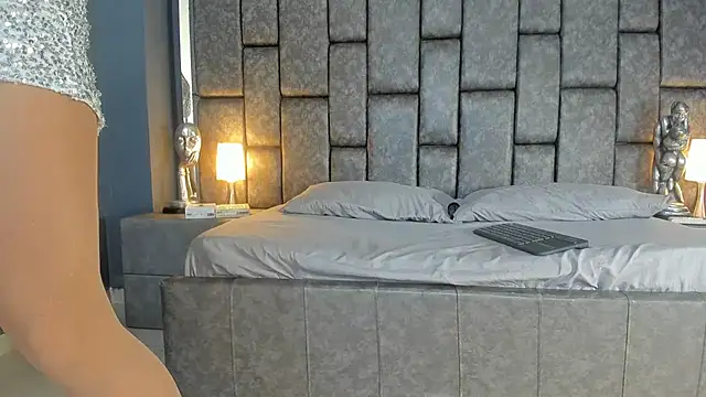 Matureyulyet online show from September 9, 2025, 8:30 pm