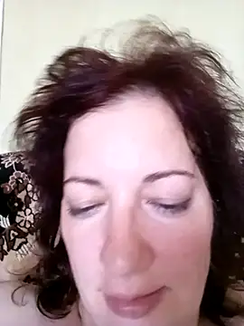 SusanaxPretty online show from August 9, 2026, 8:52 am