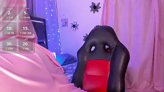 AishaAmin  online show from February 1, 2025, 2:47 am