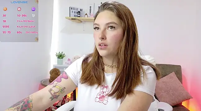 aaaaamy 1 online show from March 7, 2025, 9:06 pm