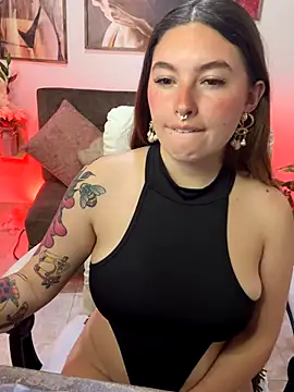 aaaaamy 1 online show from November 7, 2025, 10:43 pm