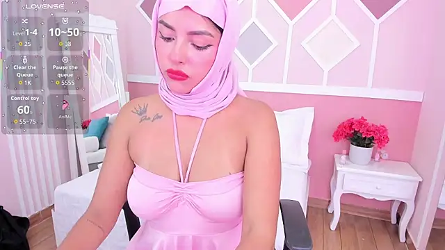 Lea nahid online show from June 4, 2026, 7:42 pm