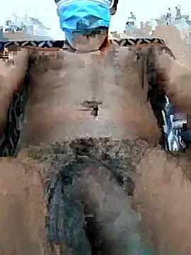 Snapshot of T0xic-Vee chatting on January 8, 2026, 10:34 pm T0xic-Vee online show from January 8, 2026, 10:34 pm